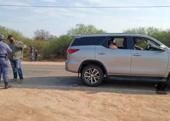 Por no tener impresa la DDJJ de ingreso, detuvieron a “Beto” Aranda