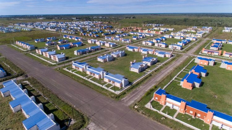 Ugelli destacó el impulso que tomó el programa de viviendas en toda la provincia