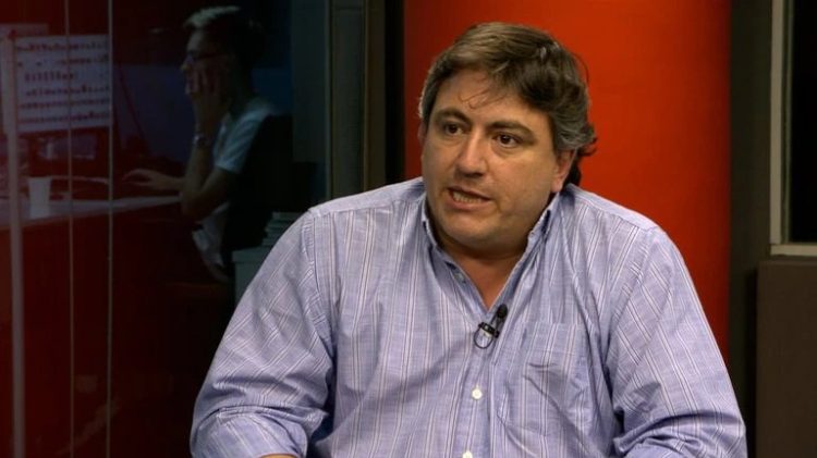 Paoltroni ofreció pagar pasajes para que 25 mil “expatriados” vuelvan y voten contra Insfrán