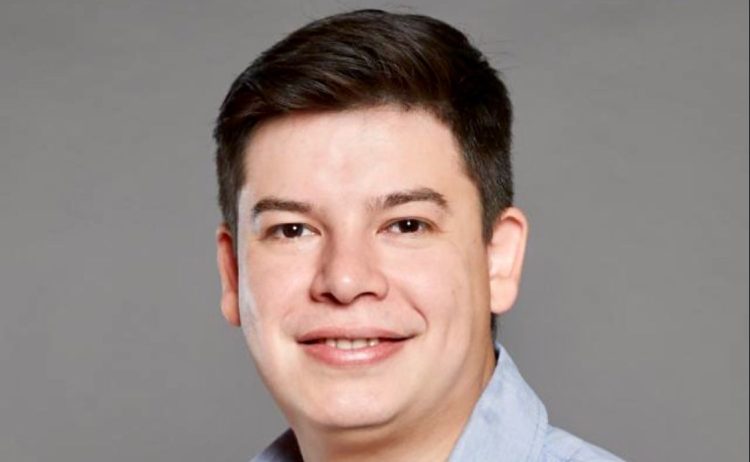 Enzo Casadei aseguró que Insfrán “no entiende las redes sociales”