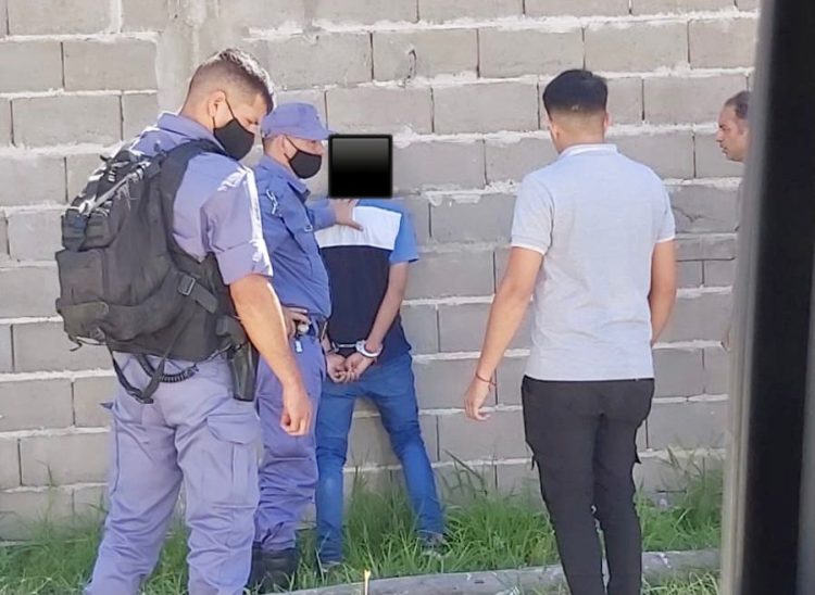 Robó en el Hotel Ronny, lo corrieron y lo detuvieron