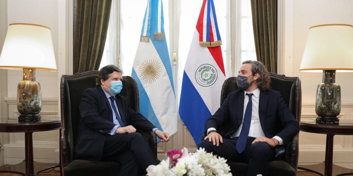 «En los próximos días» reabren el paso fronterizo de Formosa con Paraguay