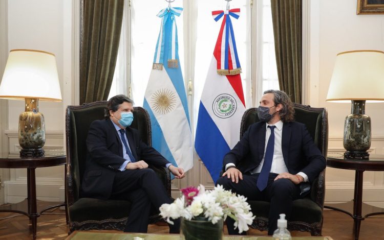 «En los próximos días» reabren el paso fronterizo de Formosa con Paraguay