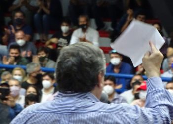 Samaniego encabeza la lista de diputados del gildismo