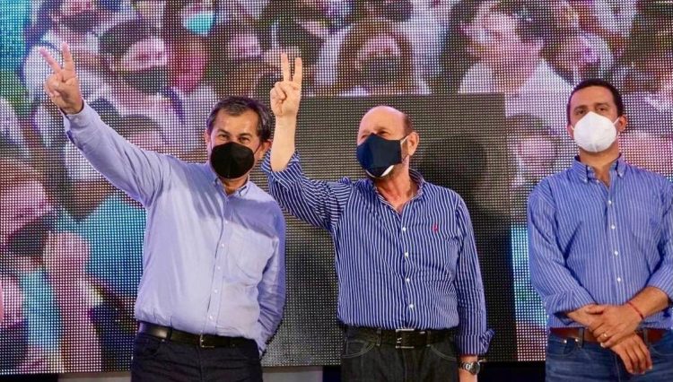 En Lomitas, Gildo pidió “votar boleta azul completa”