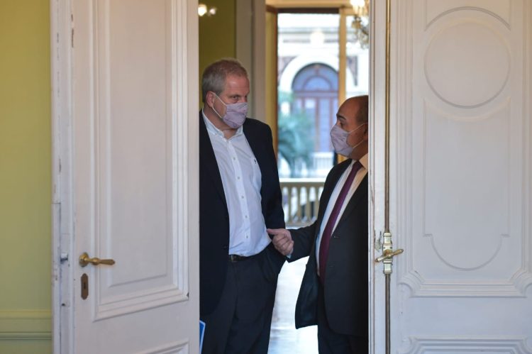 Perczyk y el gabinete educativo se reunieron con el jefe de Gabinete de Ministros