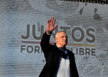 Carbajal denunció que funcionarios del gobierno provincial realizan “aprietes mafiosos”