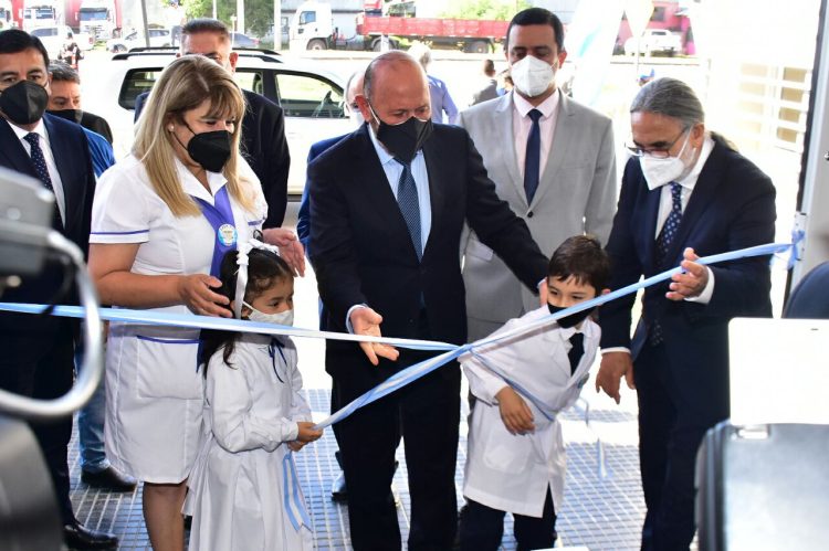 Gildo nuevamente contra la oposición y la redes sociales, y a favor del debate?