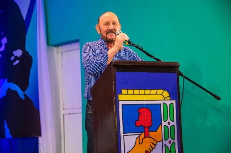 En Lomitas, Gildo pidió “votar boleta azul completa”