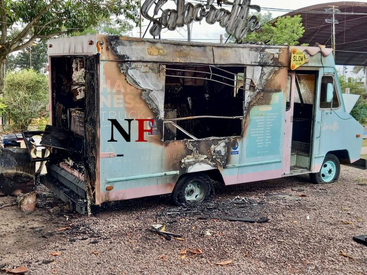 Incendiaron el Food Truck de Saboratto en el Paseo Ferroviario