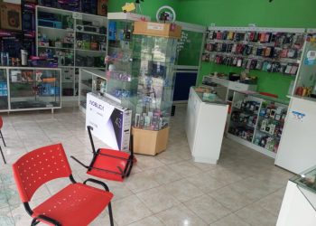 La peor imagen para dos comerciantes: cuantiosos destrozos y robo durante la tormenta