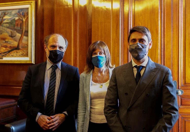 Línea financiera para expendedoras de combustibles y distribuidores de productos para el agro