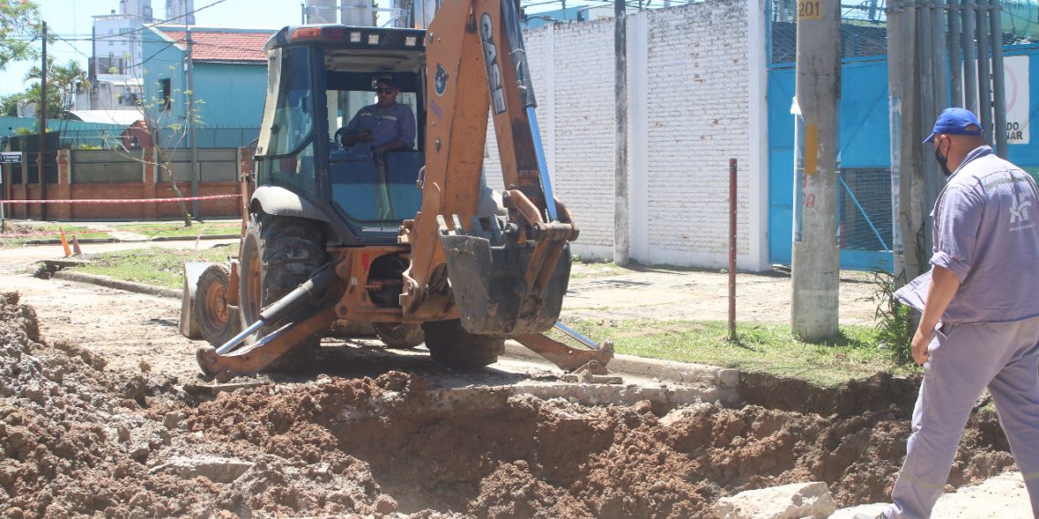 Anuncian interrupción del servicio de agua por la rotura de un acueducto céntrico