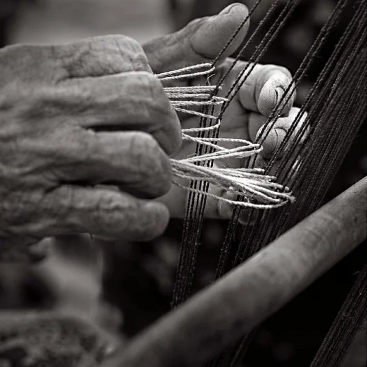 Juani Rosasco: el cura que dejó todo para vivir con los wichí