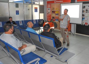 Capacitaron a personal del aeropuerto en procedimientos de búsqueda y salvamento