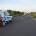 Viajaba de madrugada en moto por la ruta 86 y embistió un caballo, falleció al instante