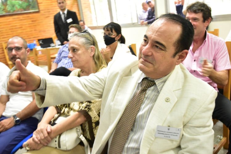 Palmetler fue reelecto como rector de la Unaf