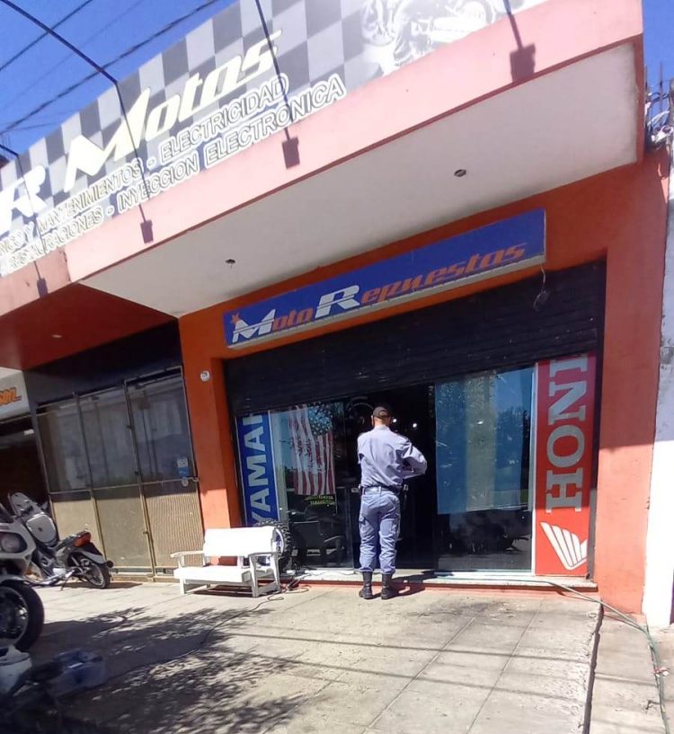 Inspeccionan talleres de motos en diferentes barrios de la capital