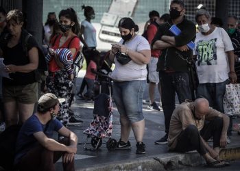 Argentina sobresale entre países con mayor cantidad de jóvenes que no estudian ni trabajan