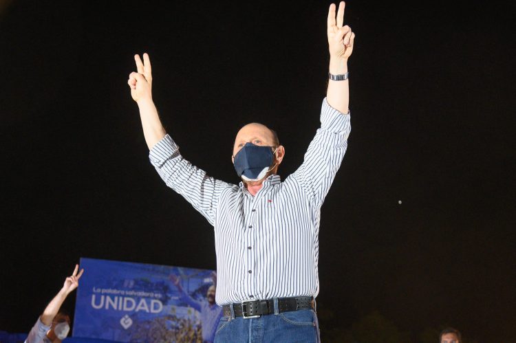 Gildo gana o Gildo pierde, no hay otro protagonista