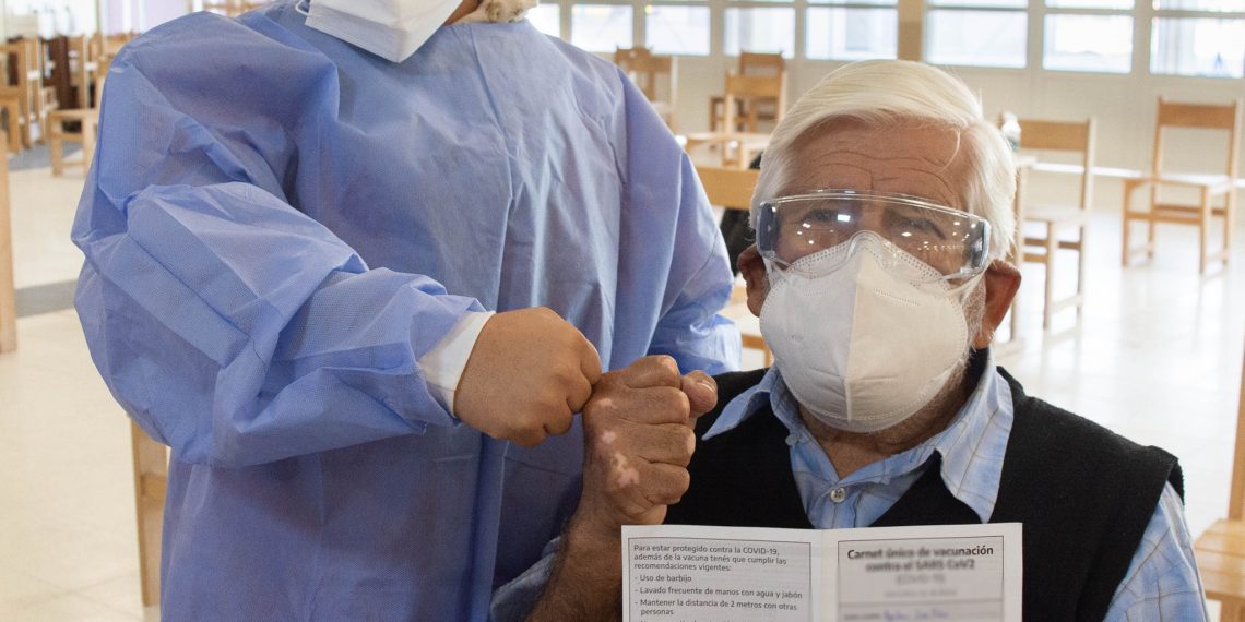 El domingo comienzan a aplicar terceras dosis de vacunas contra el COVID19