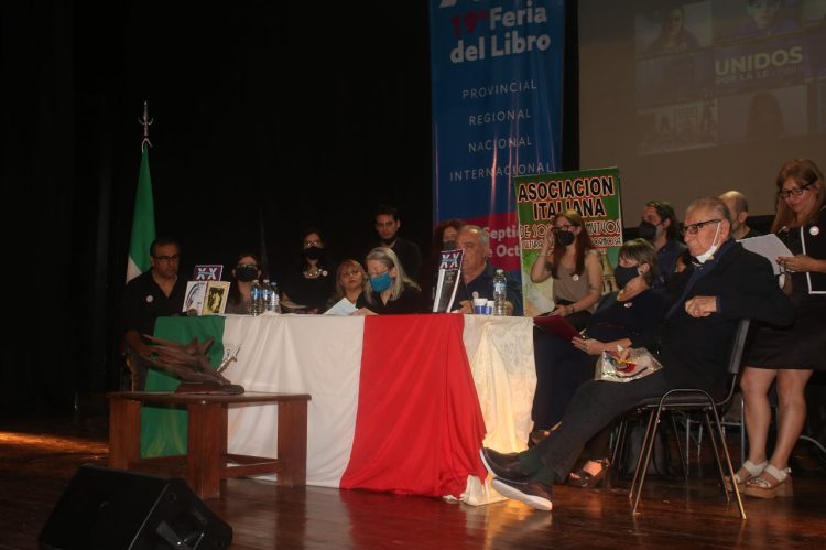 Este sábado 11 cierra el año el taller literario de la Italiana