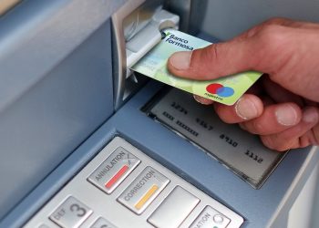 Banco Formosa aconsejó a sus clientes a dejar saldo en cajas de ahorro