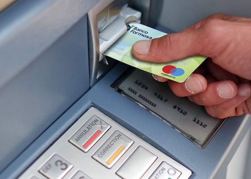 Banco Formosa aconsejó a sus clientes a dejar saldo en cajas de ahorro