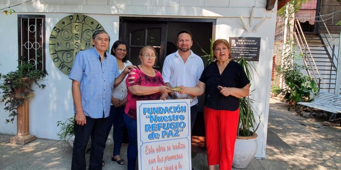 Ocampo entregó el aporte solidario a la fundación “Nuestro refugio de paz”