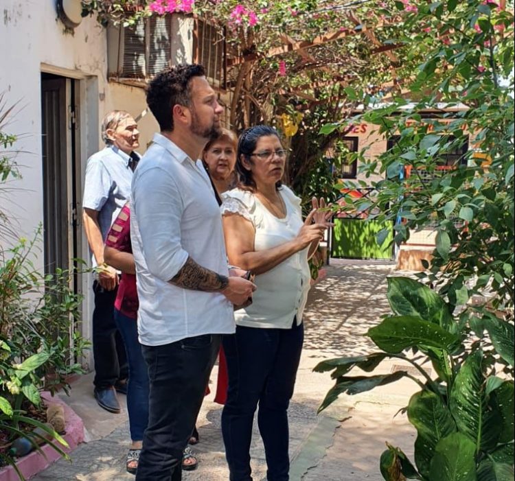 Ocampo entregó el aporte solidario a la fundación “Nuestro refugio de paz”