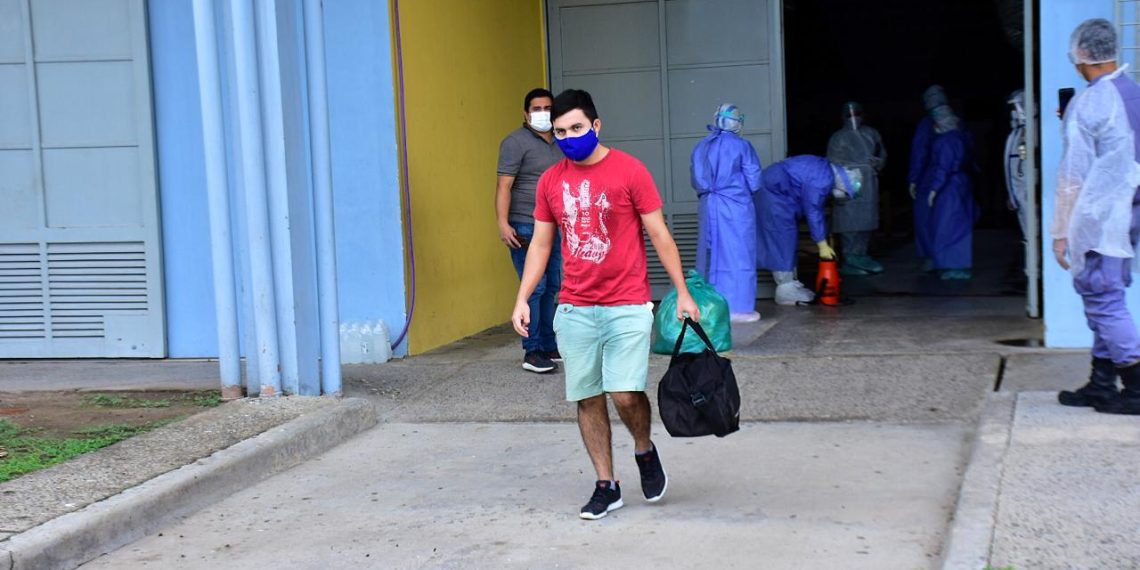 El Gobierno definió que los CAS ya no serán obligatorios para personas con coronavirus