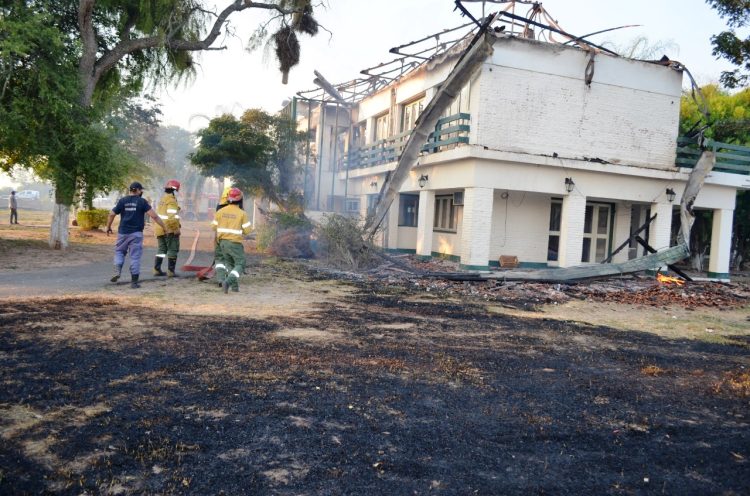 Peritajes complican situación penal de originarios por el incendio del hotel