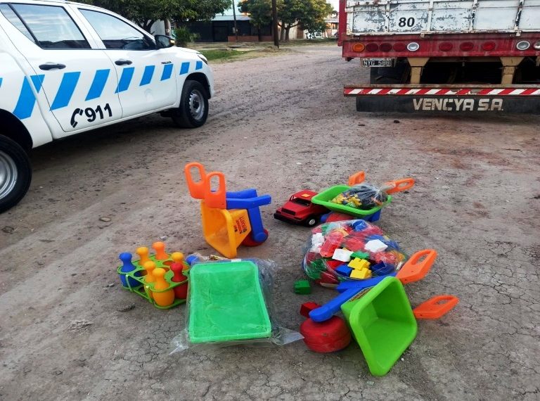 Menor fue retenido al ser sorprendido robando juguetes de un jardín de infantes