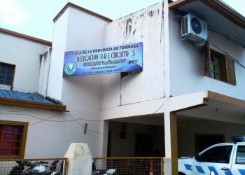 Esquivó todos los tiros que le disparó su enemigo del barrio