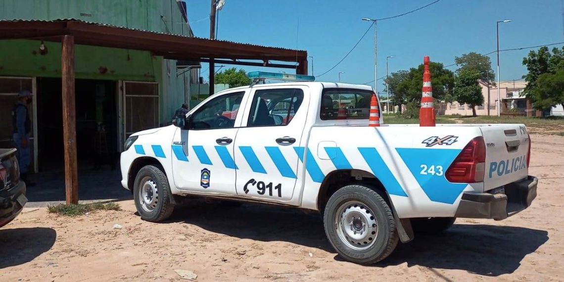 Niña de 13 años sorprendida forzando un candado para ingresar a robar en un comercio