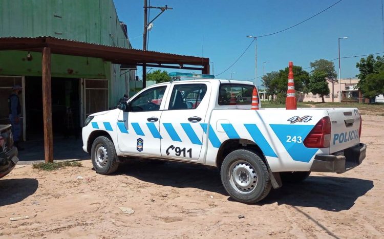 Niña de 13 años sorprendida forzando un candado para ingresar a robar en un comercio