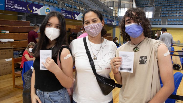 Aníbal Gómez destacó al pase sanitario como medida para lograr más vacunados