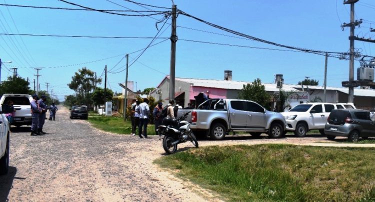 Tras persecución, la Policía recuperó una camioneta robada y detuvo al conductor