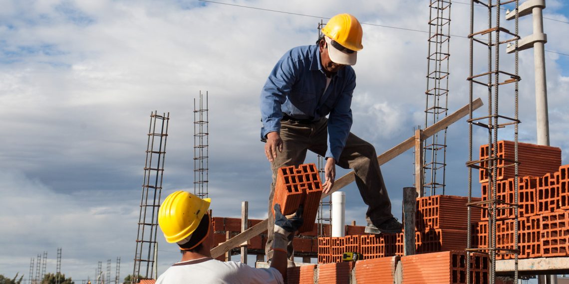 El empleo registrado en la construcción se encamina a recuperar niveles pre pandemia