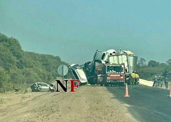 Choque frontal entre dos camiones dejó como saldo a los conductores fallecidos