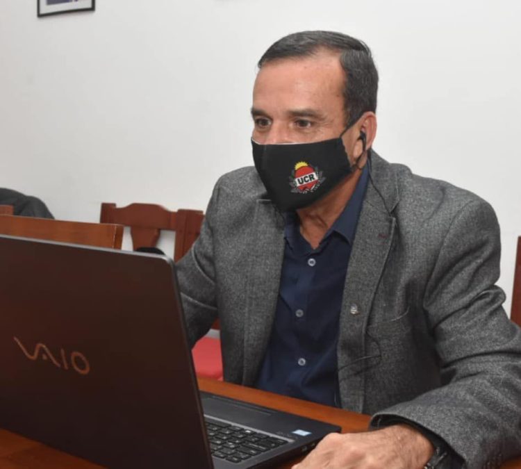 Osvaldo Zárate reclamó un aumento a estatales superior al 60%