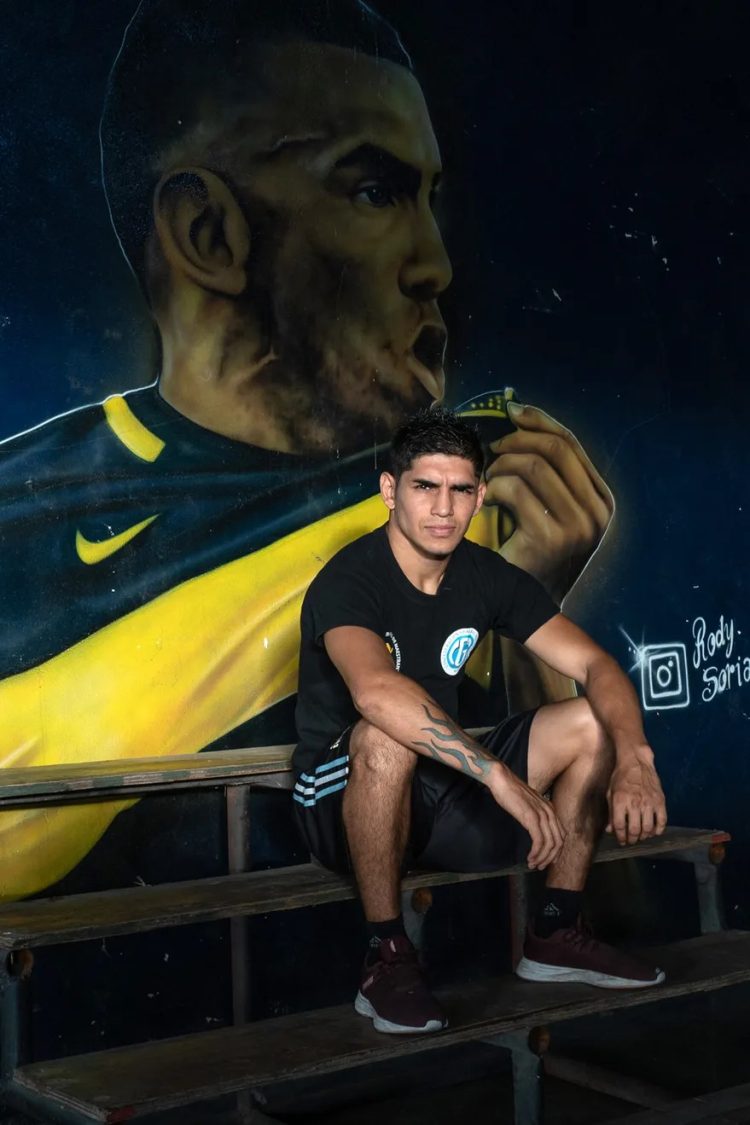 Campeón del mundo saludo a Formosa y prometió comprarle una casa a su mamá