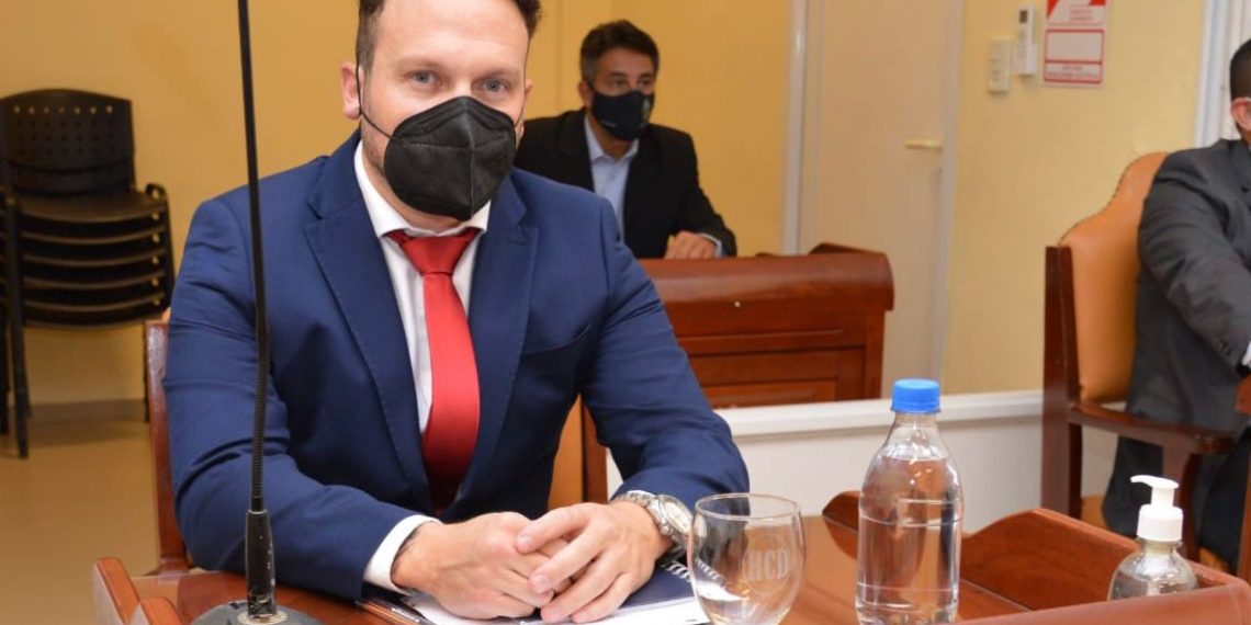 Ocampo sobre la sesión preparatoria: “Negaron la voluntad del pueblo”