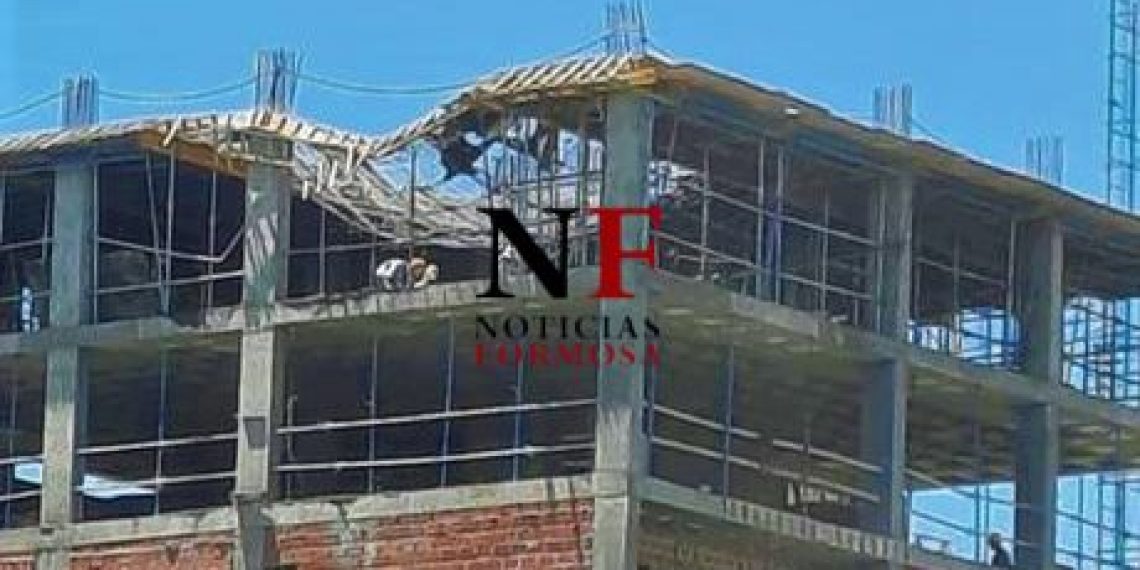 Se desmoronó la carga de una losa de edificio Corar en avenida Gutnisky