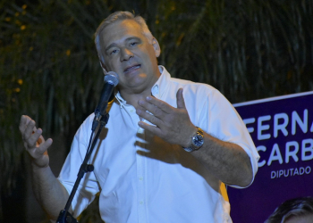 Fernando Carbajal comparó al Gobierno Nacional con una fiesta de adolescentes