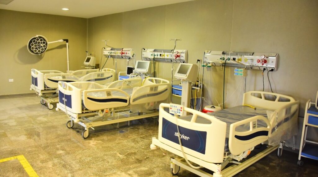 Salud reportó 3 muertes y 977 casos positivos en la última jornada