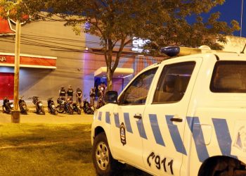 Extienden permiso a salones de fiestas y boliches hasta las 5.30 horas