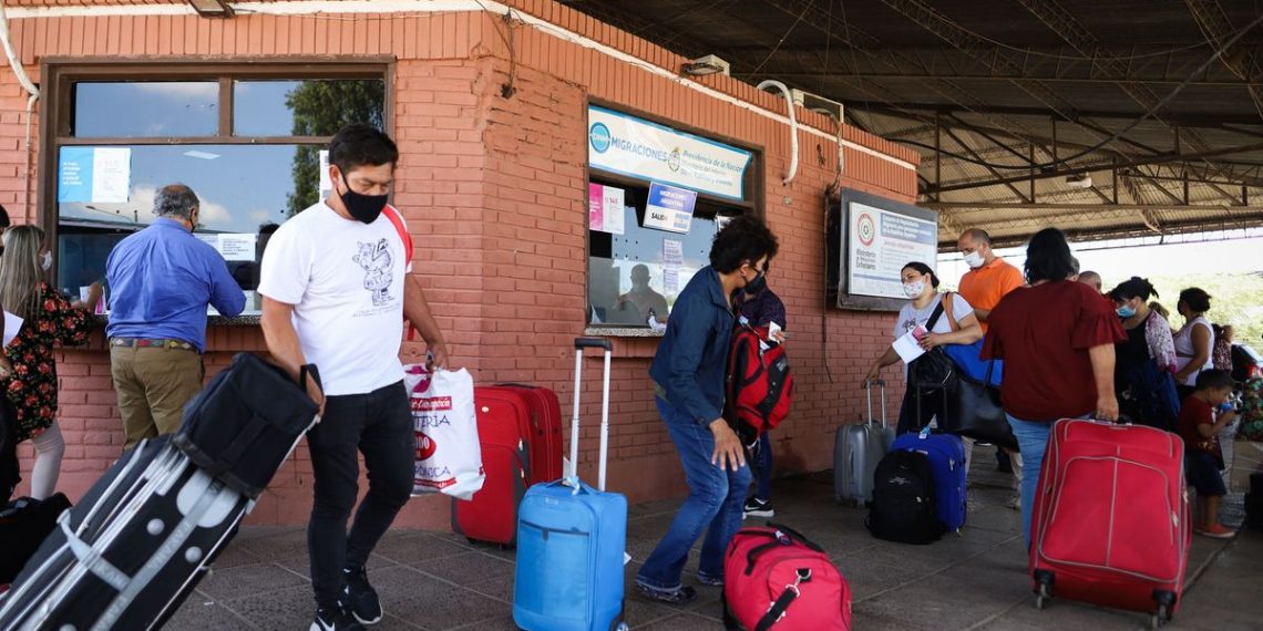 Por seguridad, Migraciones de Argentina trasladó su oficina de control hacia Clorinda