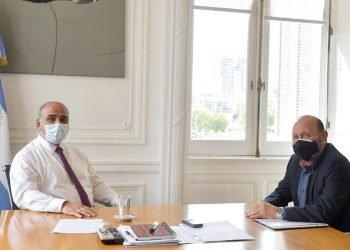 El jefe de Gabinete Juan Manzur recibió al gobernador Insfrán en Buenos Aires
