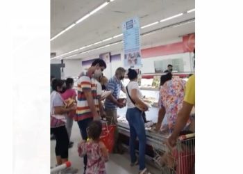 Segundo día de ofertas en carne en el super Cáceres